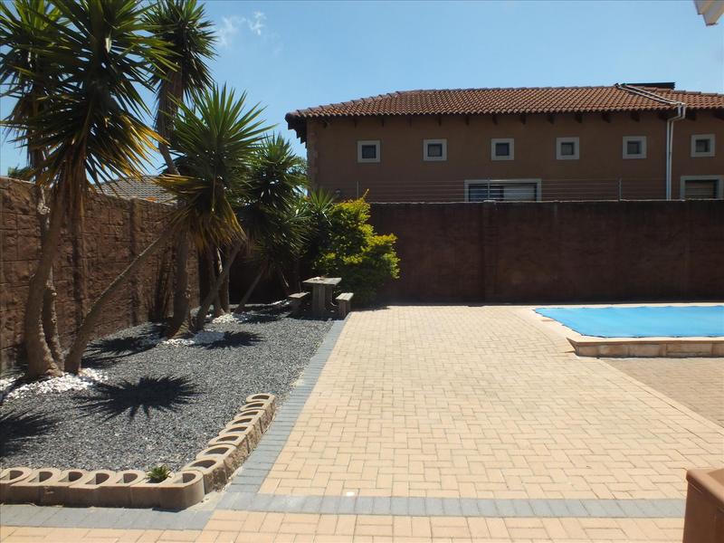 4 Bedroom Property for Sale in Brackenfell South Western Cape